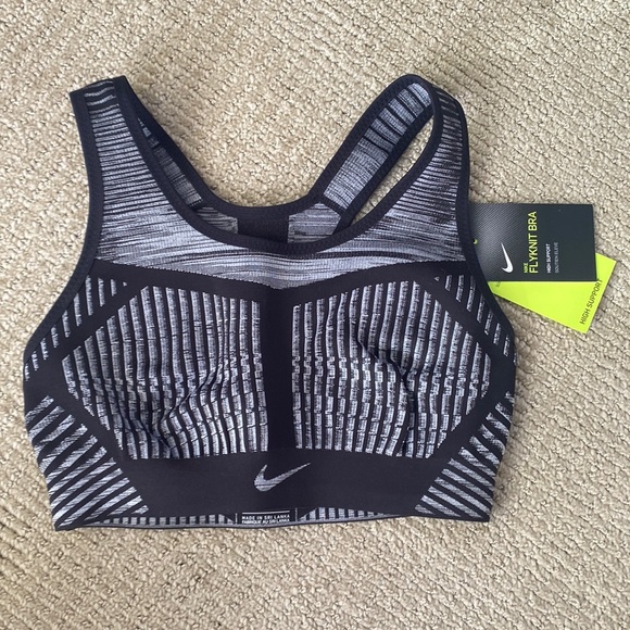 Nike Other - Nike Flyknit Bra